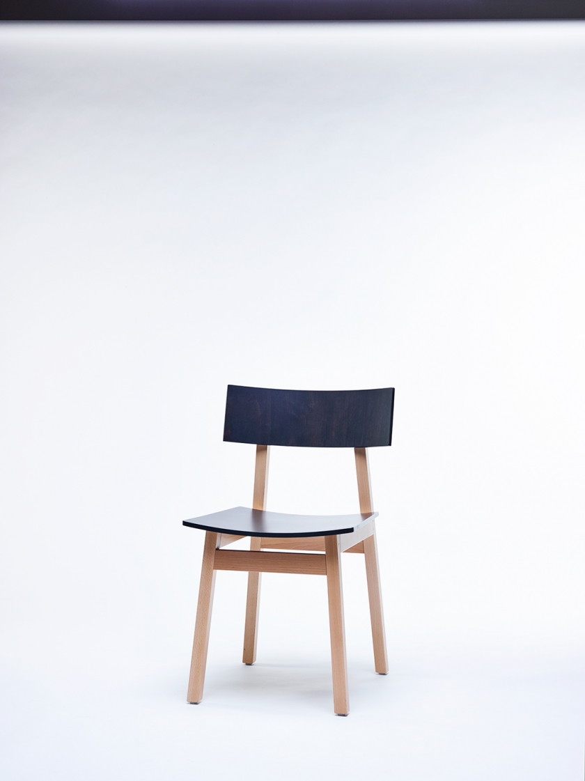 Chaise48827 © Alexandre Bibaut