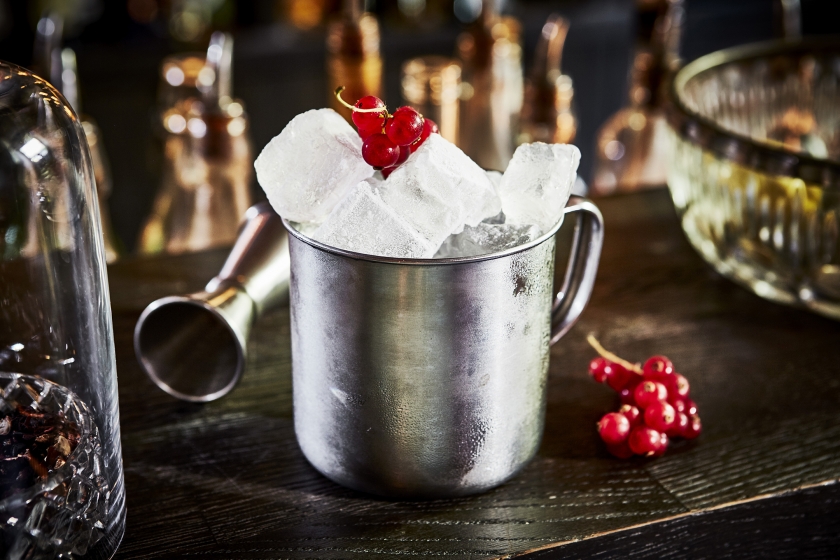 Advocat-De-Klok-Cocktails-Hortense3769-© Alexandre-Bibaut